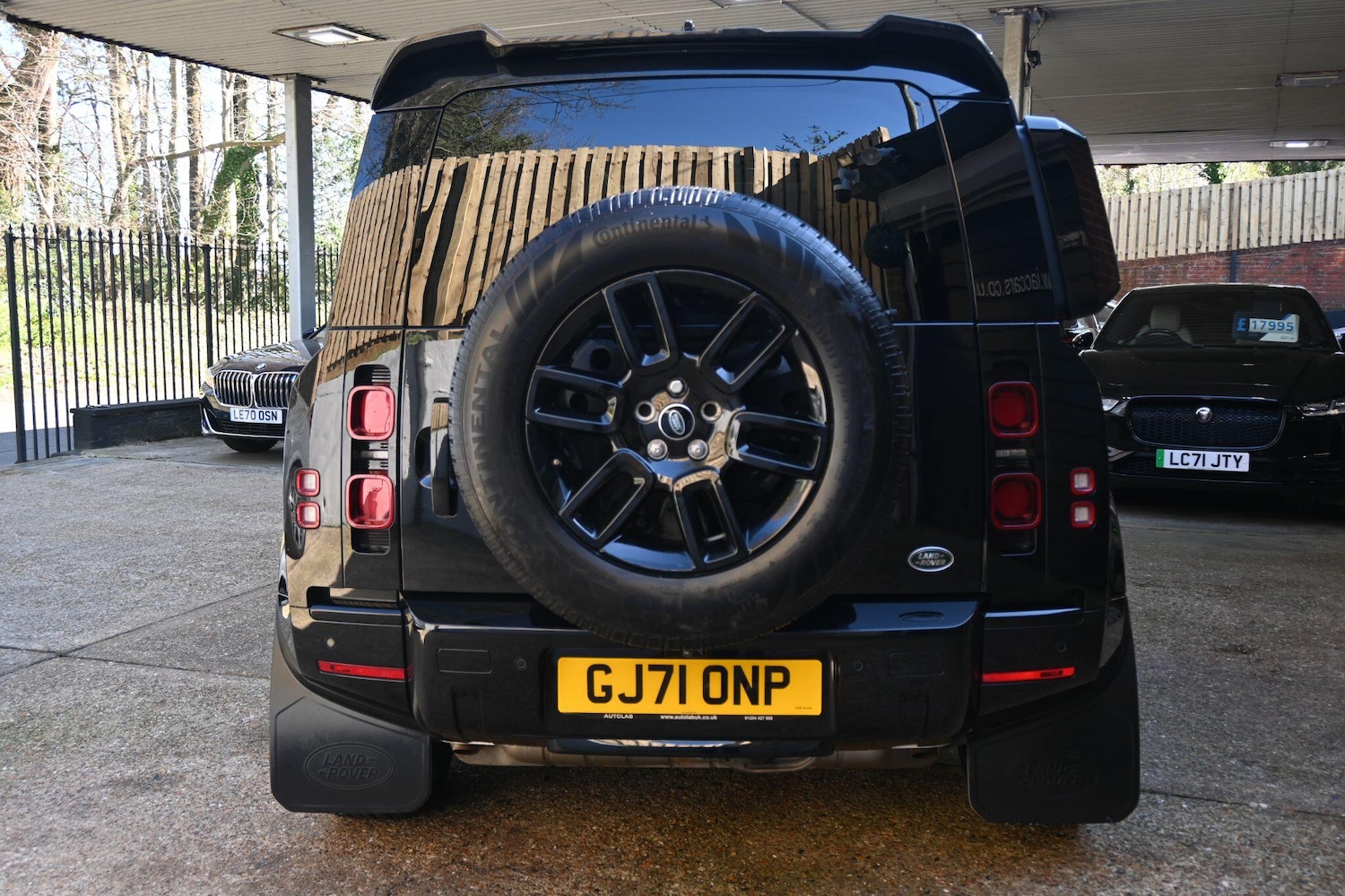 Used Land Rover Defender 2021 for sale - 77939569: Photo 7