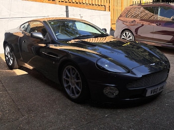 Used Aston Martin Vanquish 2004 for sale - 79441054: Photo