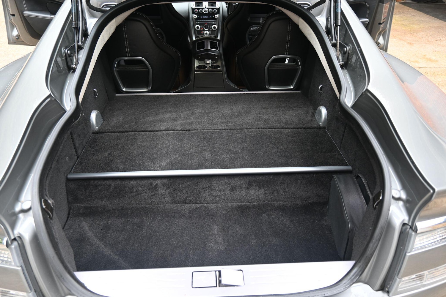 Used Aston Martin Rapide 2011 for sale - 75905205: Photo 25