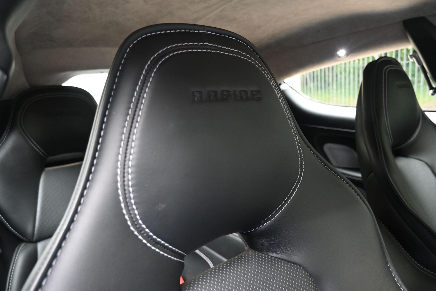 Used Aston Martin Rapide 2011 for sale - 75905205: Photo 27