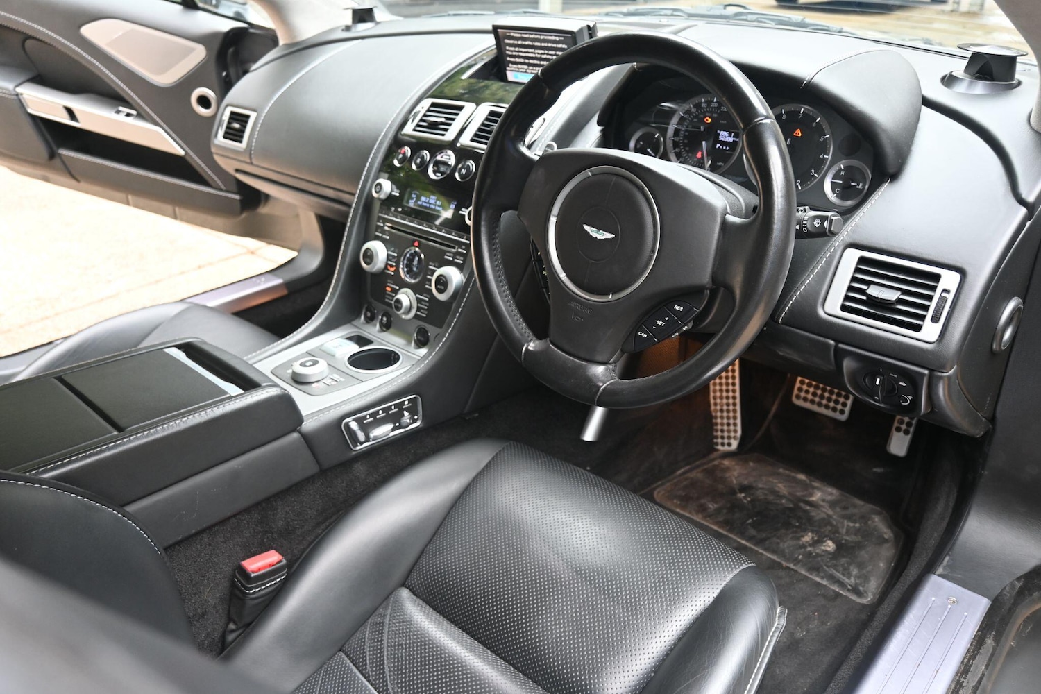 Used Aston Martin Rapide 2011 for sale - 75905205: Photo 9