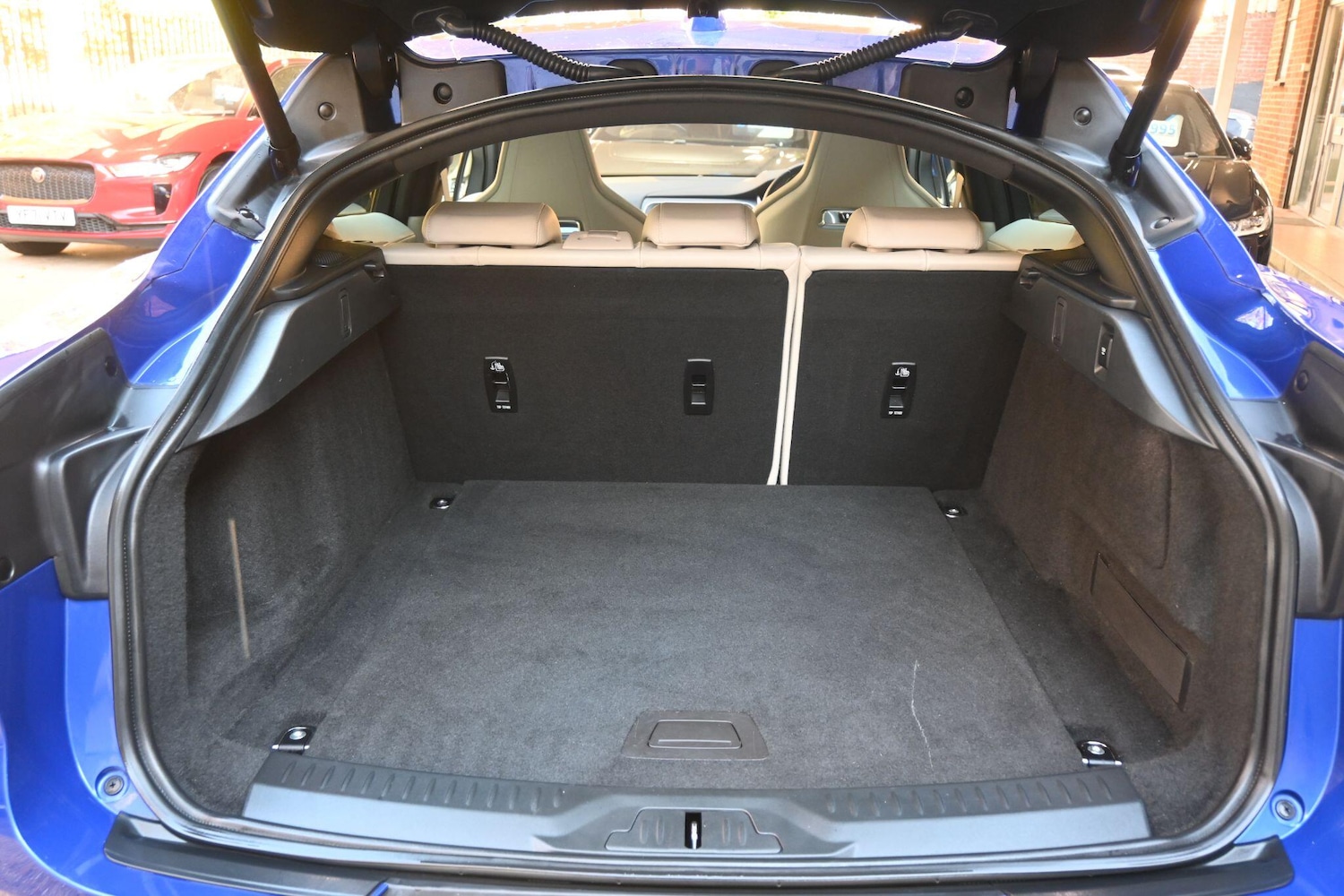 Used Jaguar I-Pace 2020 for sale - 76996614: Photo 28