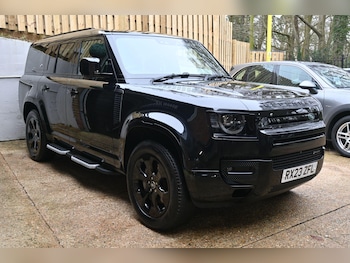 Used Land Rover Defender 130 2023 for sale - 77853076: Photo