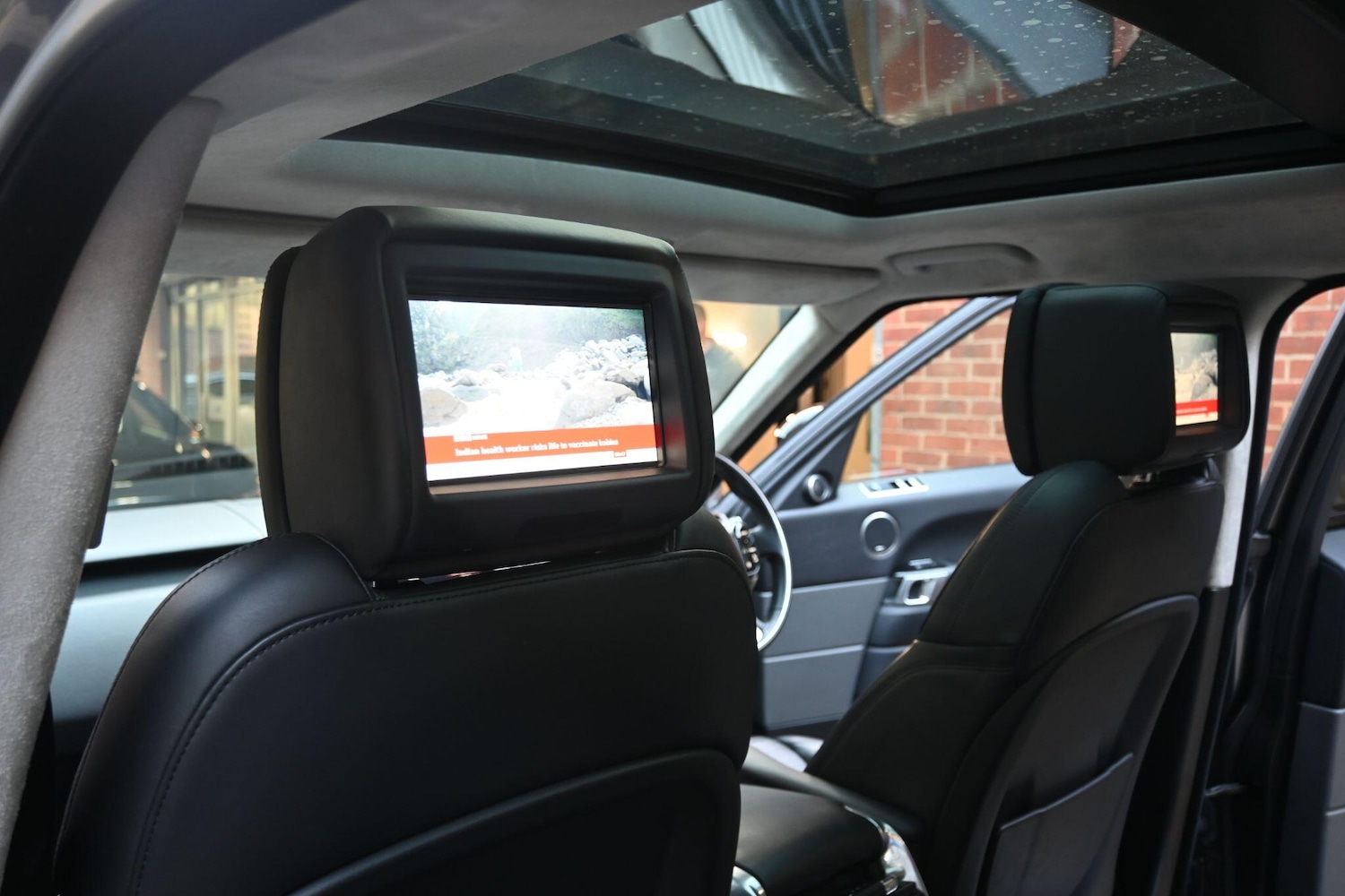 Used Land Rover Range Rover Sport 2018 for sale - 76349500: Photo 29