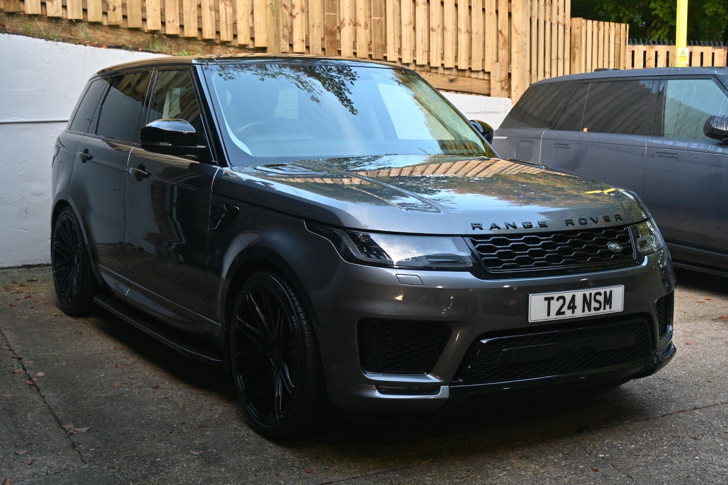 Used Land Rover Range Rover Sport 2018 for sale - 76349500: Photo 3