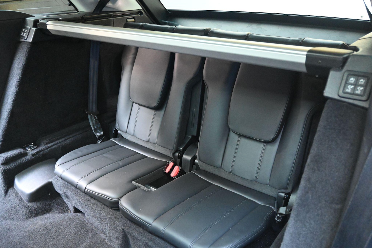 Used Land Rover Range Rover Sport 2018 for sale - 76349500: Photo 32