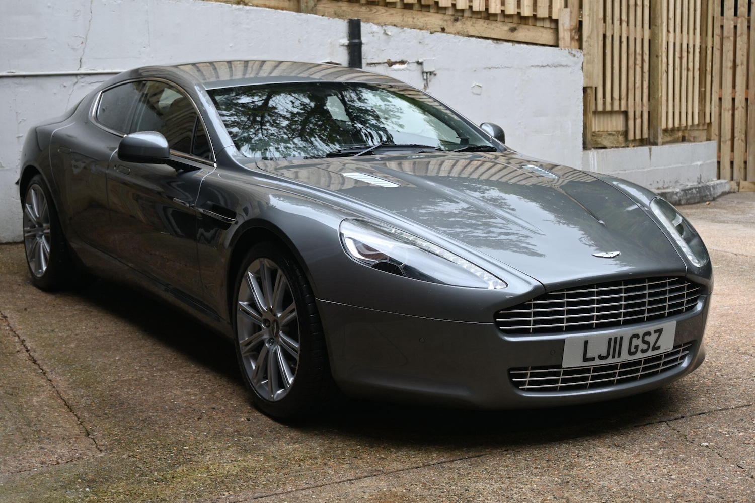 Used Aston Martin Rapide 2011 for sale - 76988560: Photo 3