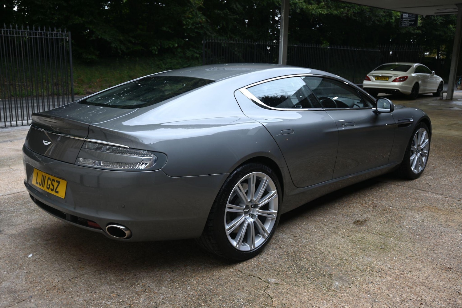 Used Aston Martin Rapide 2011 for sale - 76988560: Photo 5