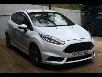 Used Ford Fiesta 2015 for sale - 75401301: Photo