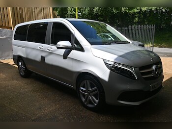 Used Mercedes-Benz V-Class 2022 for sale - 78573536: Photo
