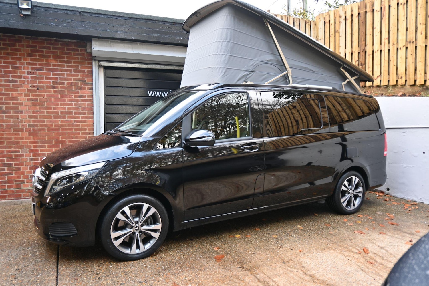 Used Mercedes-Benz V-Class 2019 for sale - 76899394: Photo 4