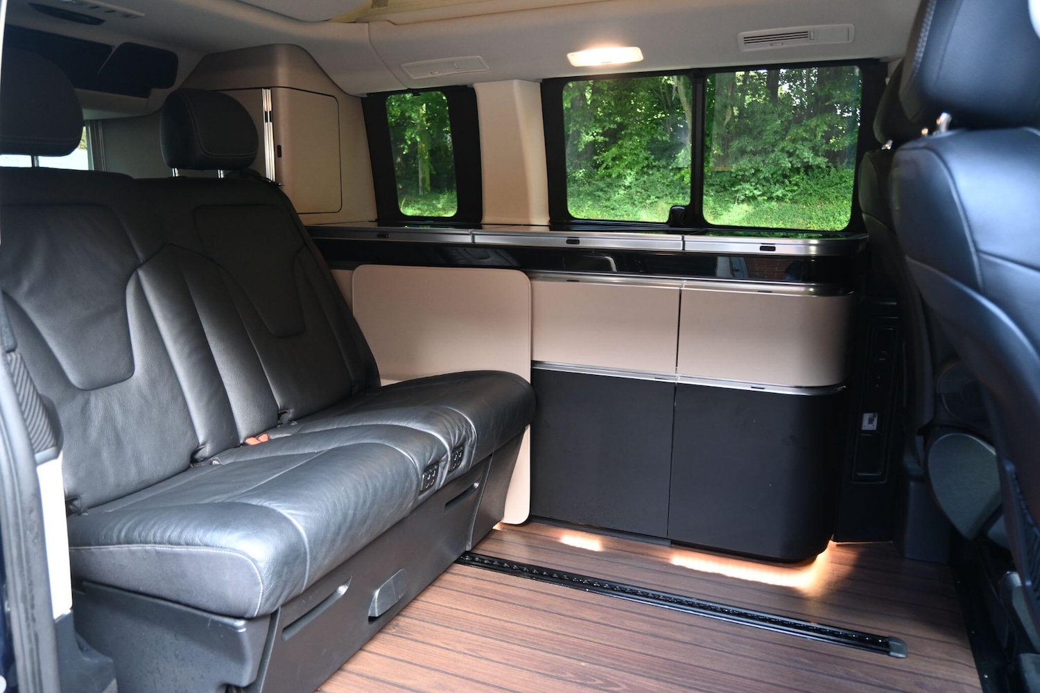 Used Mercedes-Benz V-Class 2018 for sale - 76988440: Photo 14