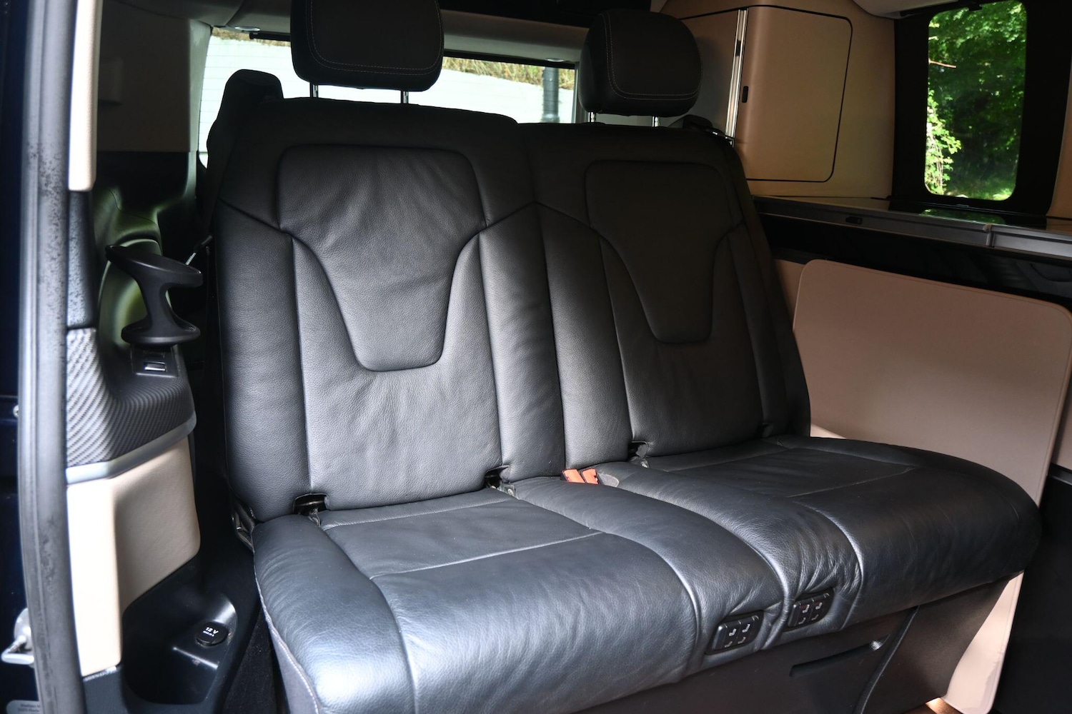 Used Mercedes-Benz V-Class 2018 for sale - 76988440: Photo 15