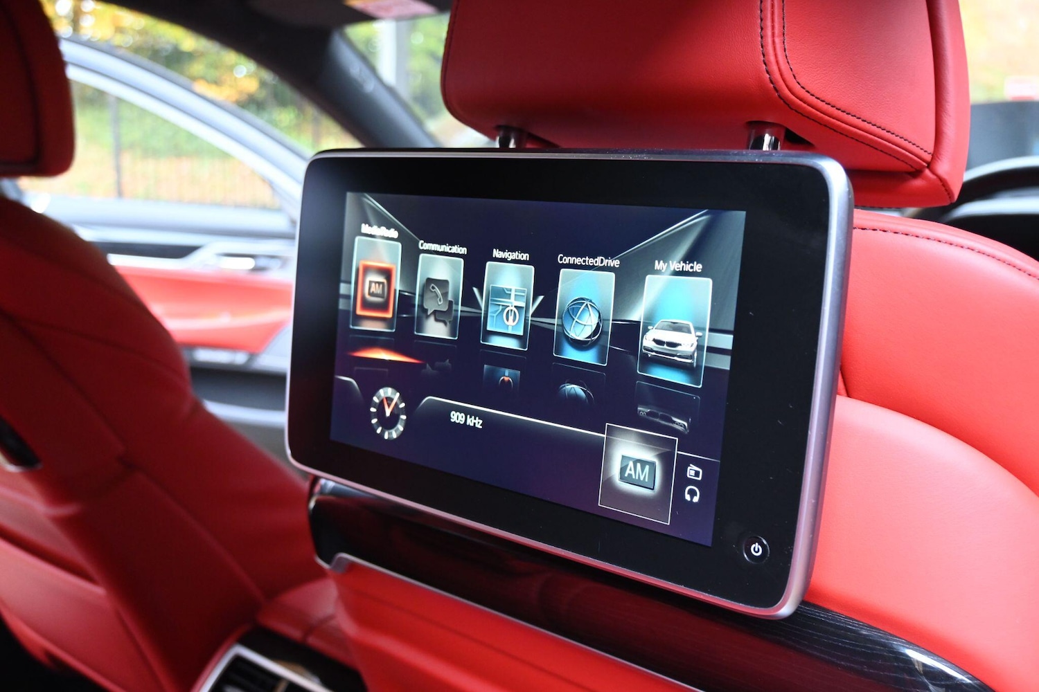 Used BMW 7 Series 2016 for sale - 76728998: Photo 25