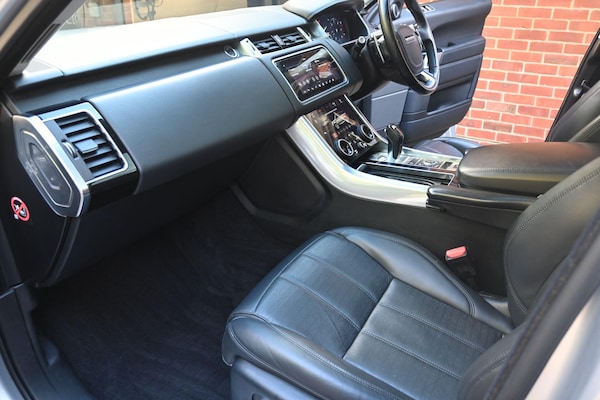 Used Land Rover Range Rover Sport 2018 for sale - 76189086: Photo 15