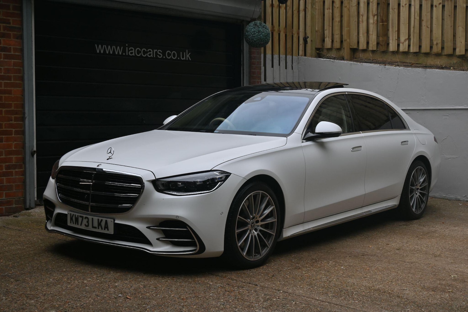 Used Mercedes-Benz S Class 2023 for sale - 76073112: Photo 1