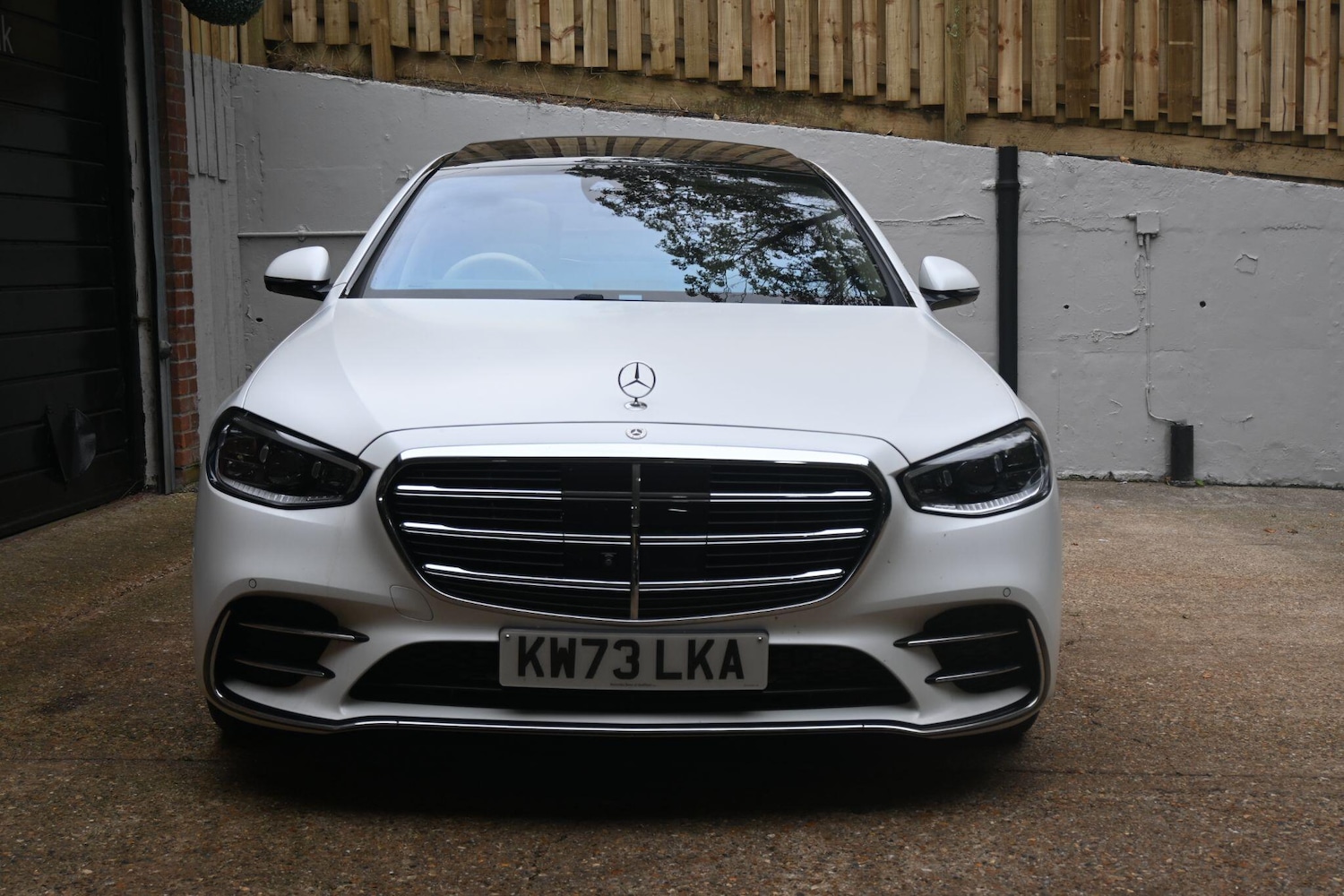 Used Mercedes-Benz S Class 2023 for sale - 76073112: Photo 2