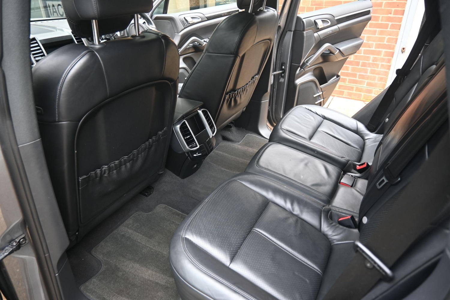 Used Porsche Cayenne 2010 for sale - 77510511: Photo 23