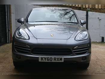 Used Porsche Cayenne 2010 for sale - 77510511: Photo