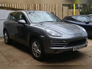 Used Porsche Cayenne 2010 for sale - 77510511: Photo