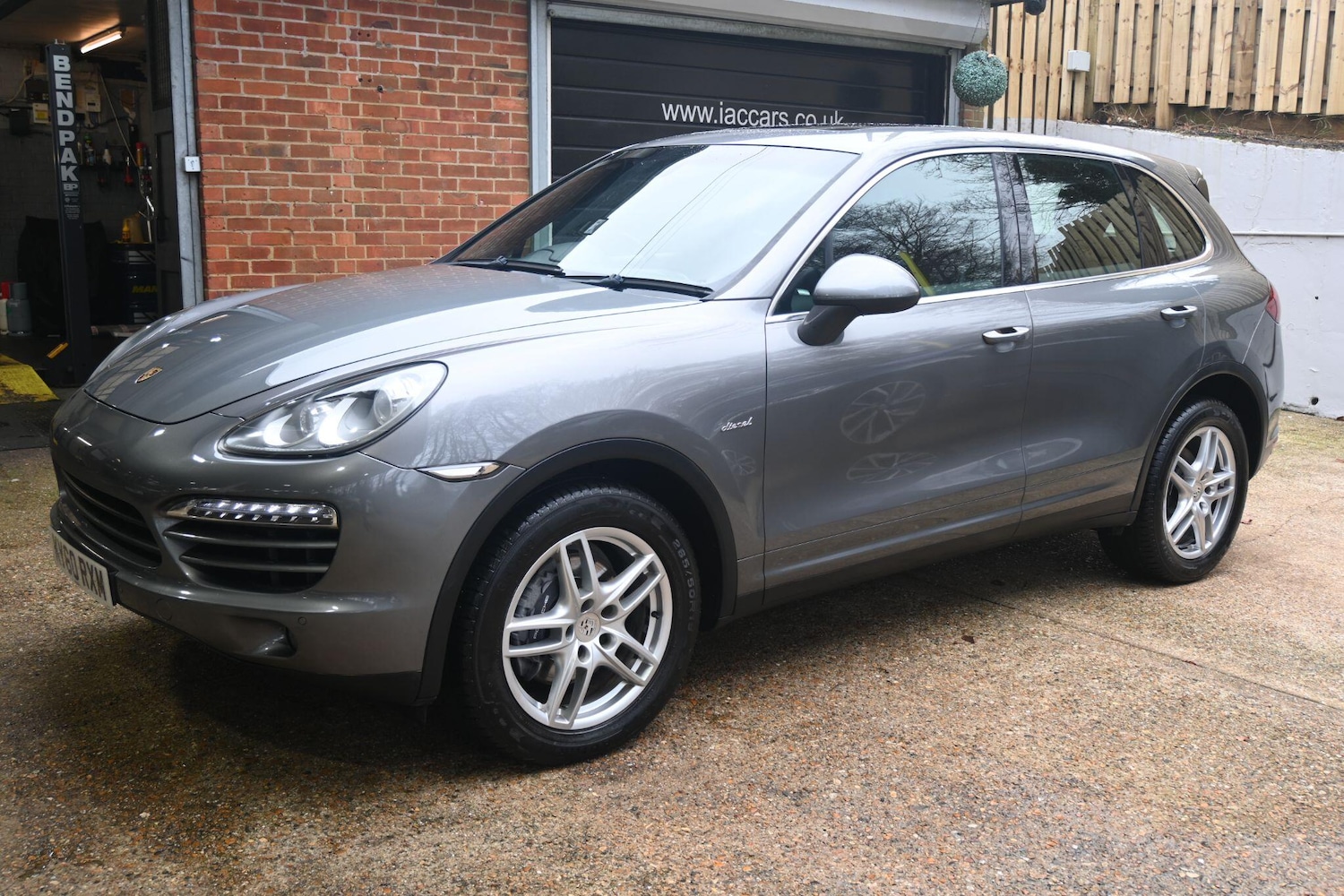 Used Porsche Cayenne 2010 for sale - 77510511: Photo 4