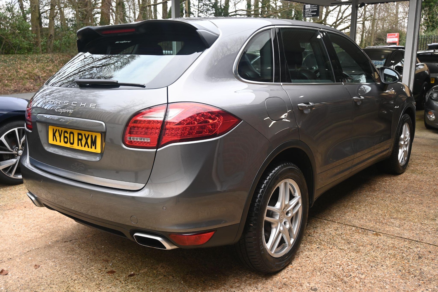 Used Porsche Cayenne 2010 for sale - 77510511: Photo 5