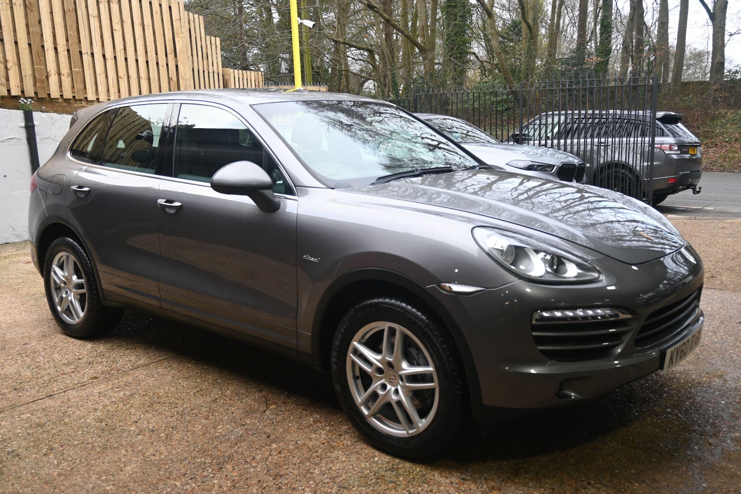 Used Porsche Cayenne 2010 for sale - 77510511: Photo 6