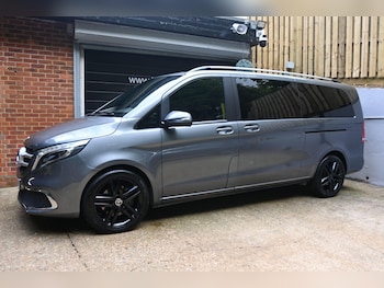 Used Mercedes-Benz V-Class 2019 for sale - 78504499: Photo
