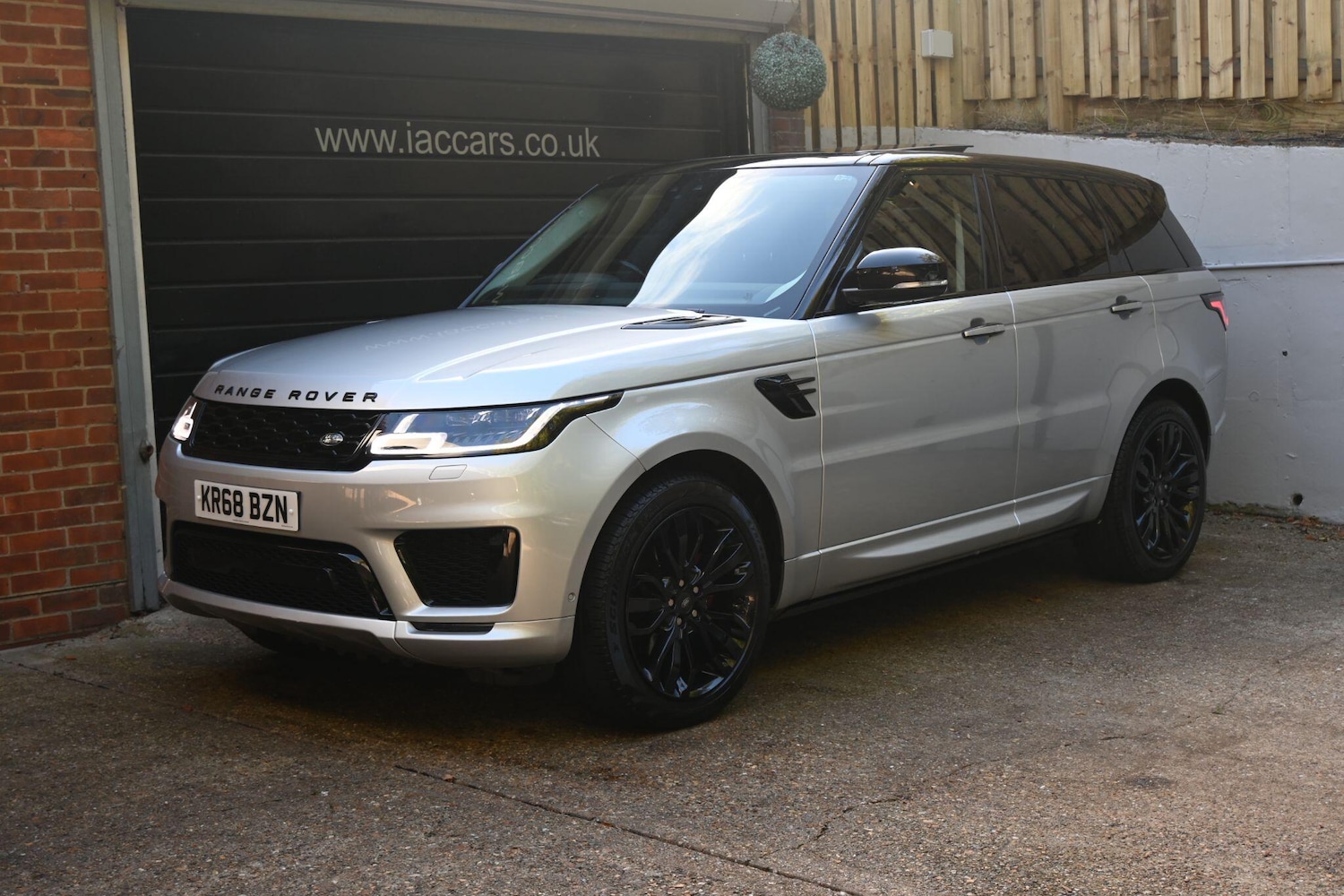 Used Land Rover Range Rover Sport for sale - 76728987: Photo 1