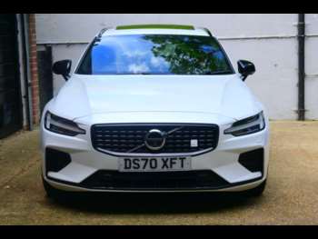 Used Volvo V60 2020 for sale - 75110095: Photo