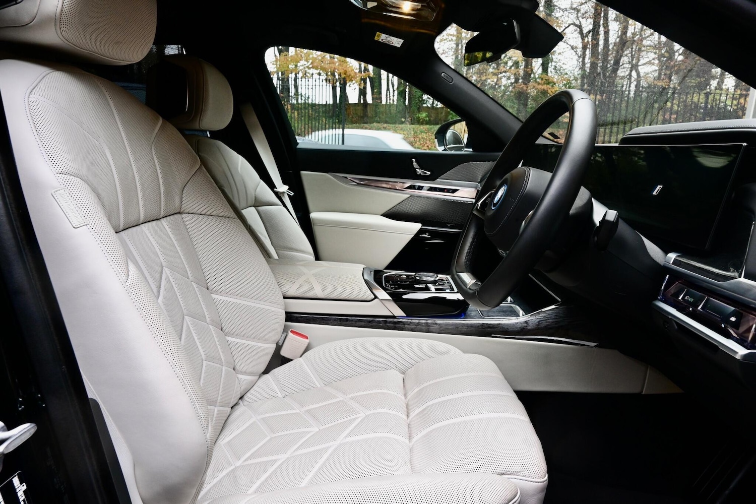 Used BMW i7 2022 for sale - 76728493: Photo 18