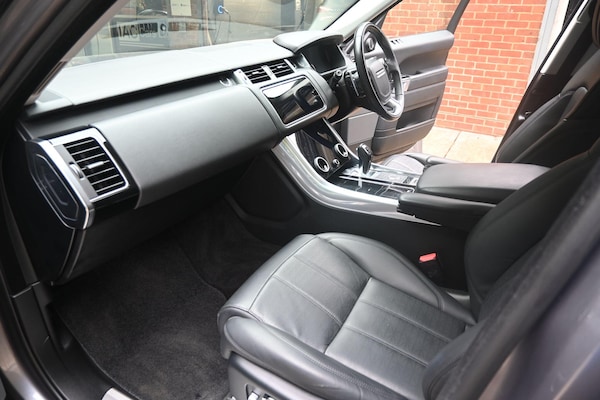 Used Land Rover Range Rover Sport 2019 for sale - 76072657: Photo 18