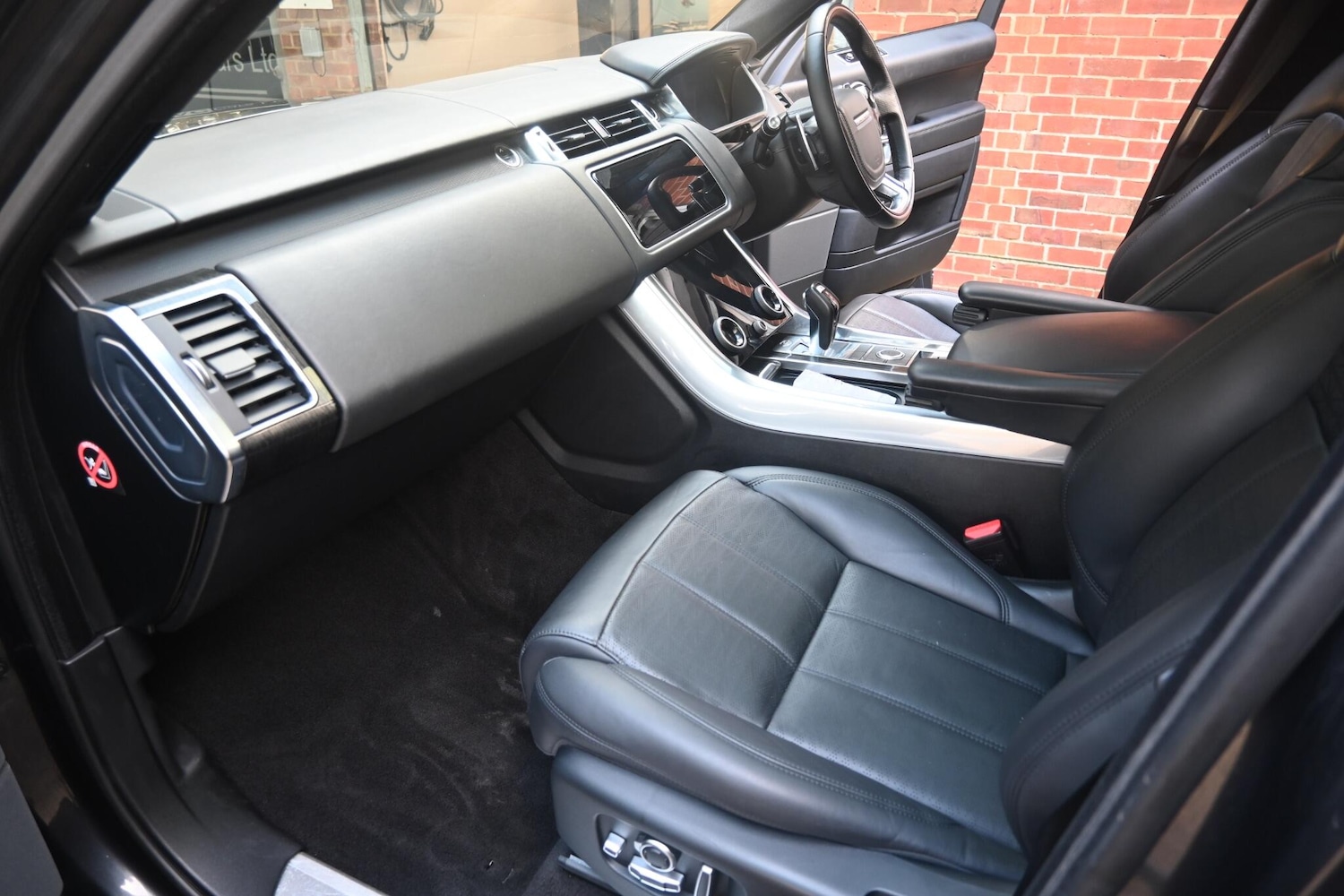 Used Land Rover Range Rover Sport 2018 for sale - 76899530: Photo 19