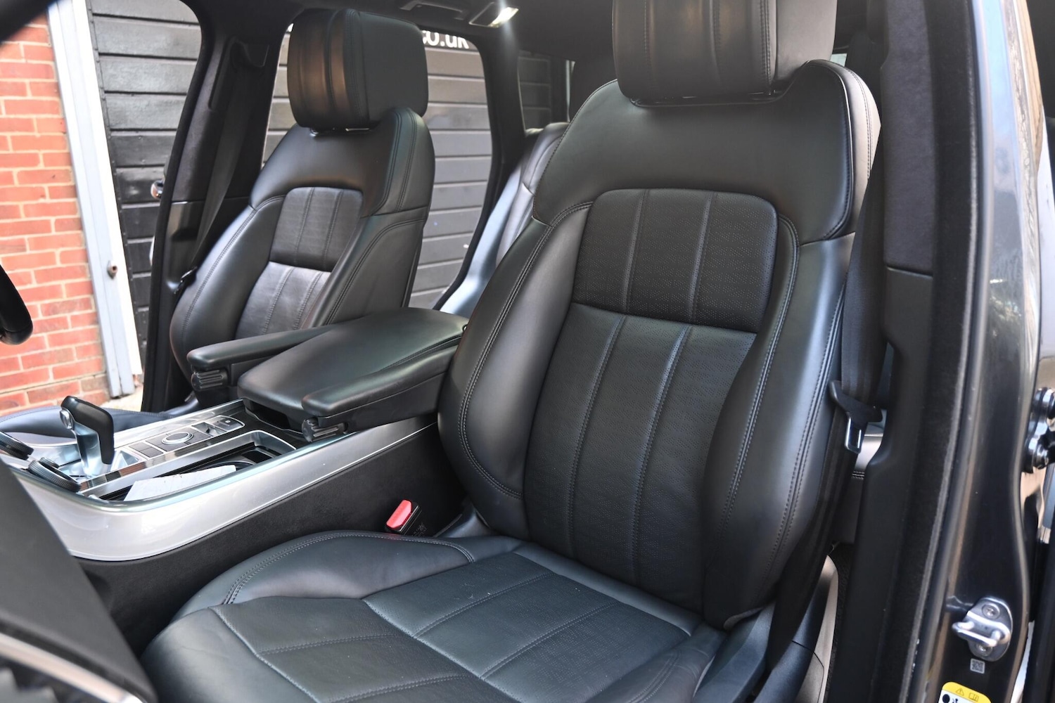 Used Land Rover Range Rover Sport 2018 for sale - 76899530: Photo 20