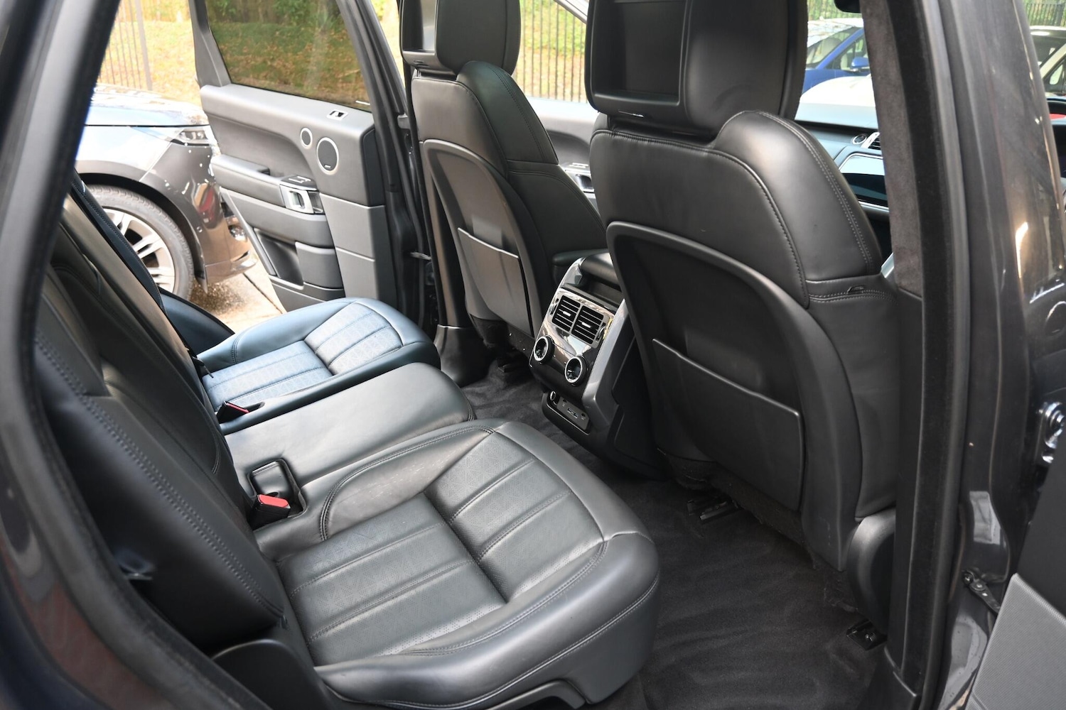 Used Land Rover Range Rover Sport 2018 for sale - 76899530: Photo 24