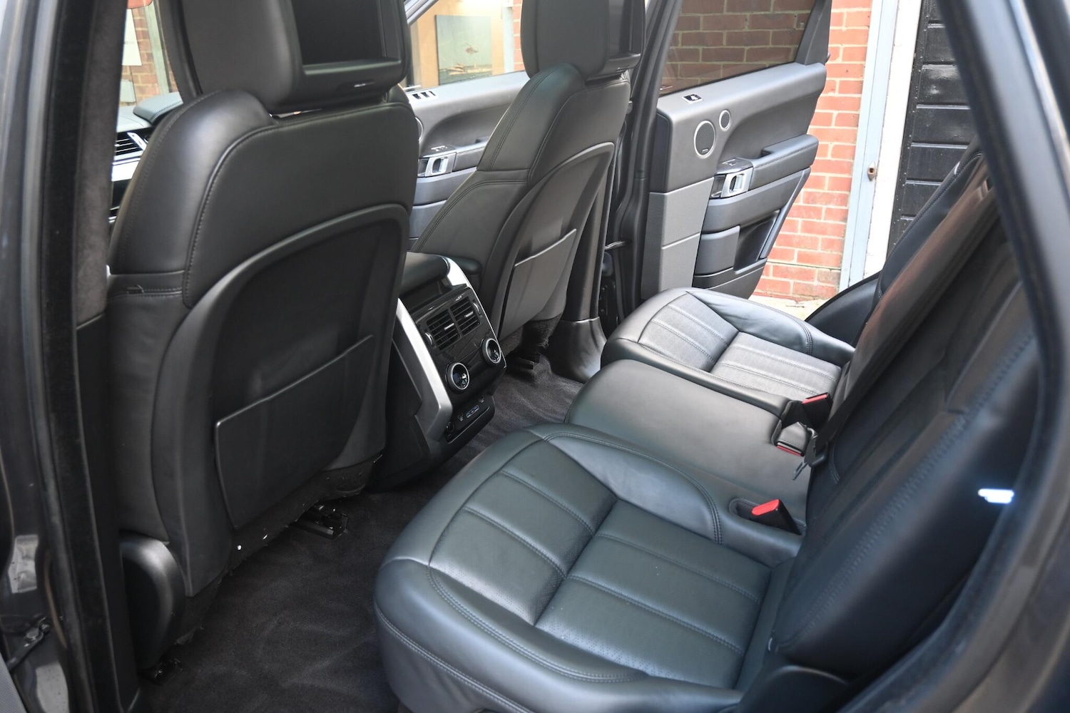 Used Land Rover Range Rover Sport 2018 for sale - 76899530: Photo 26