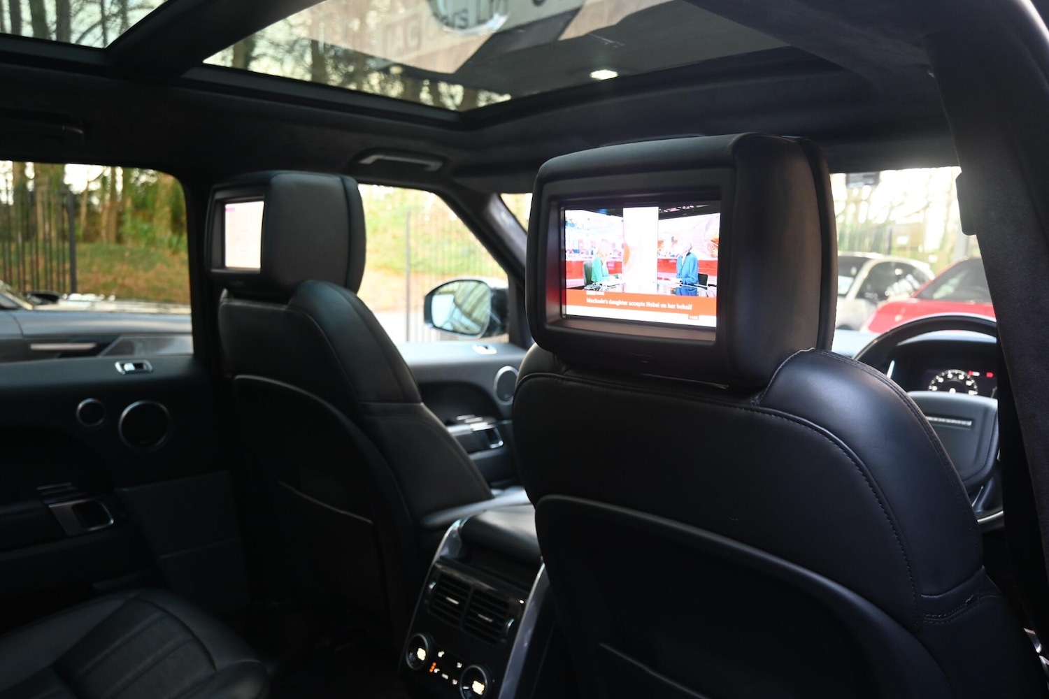 Used Land Rover Range Rover Sport 2018 for sale - 76899530: Photo 28