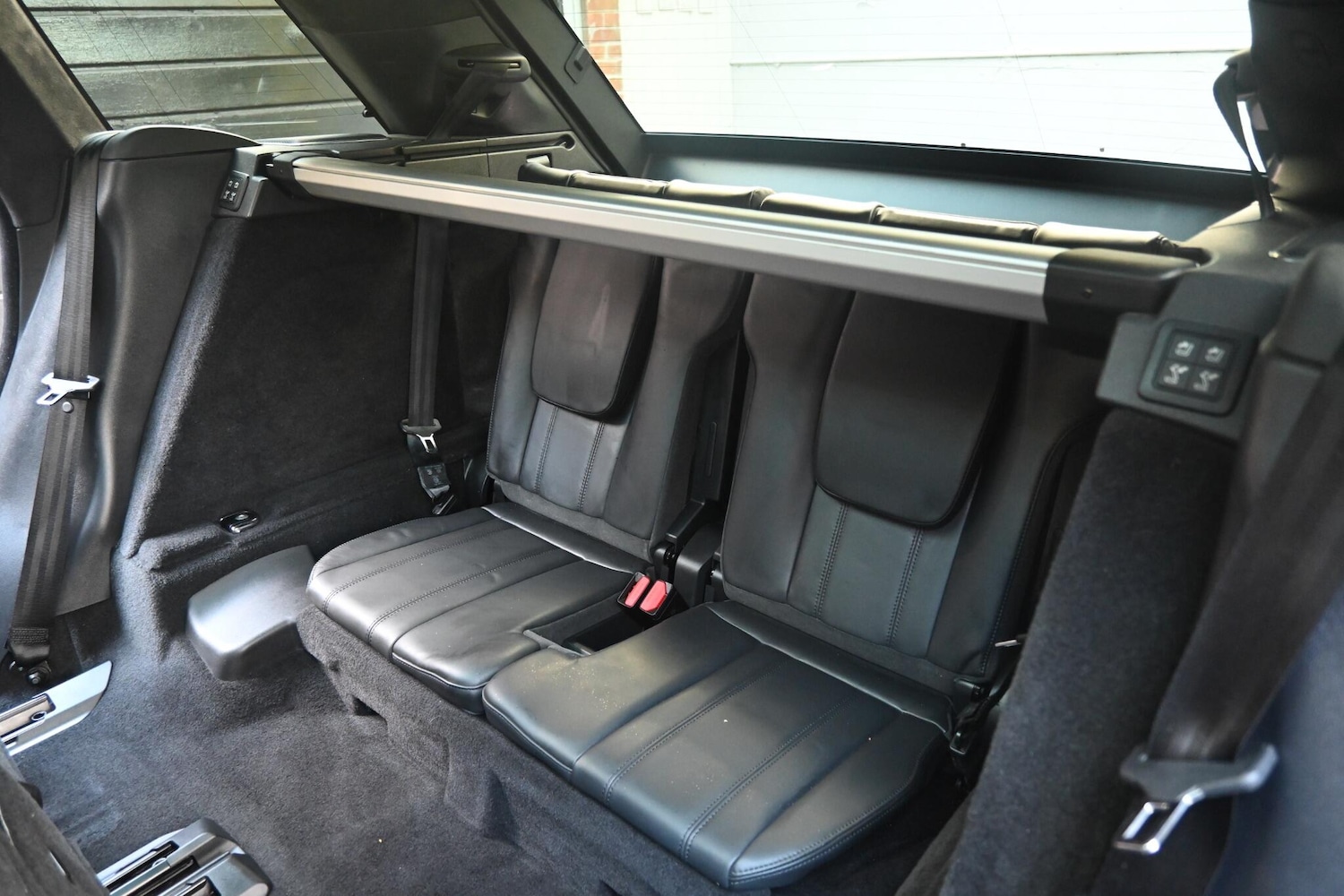 Used Land Rover Range Rover Sport 2018 for sale - 76899530: Photo 33