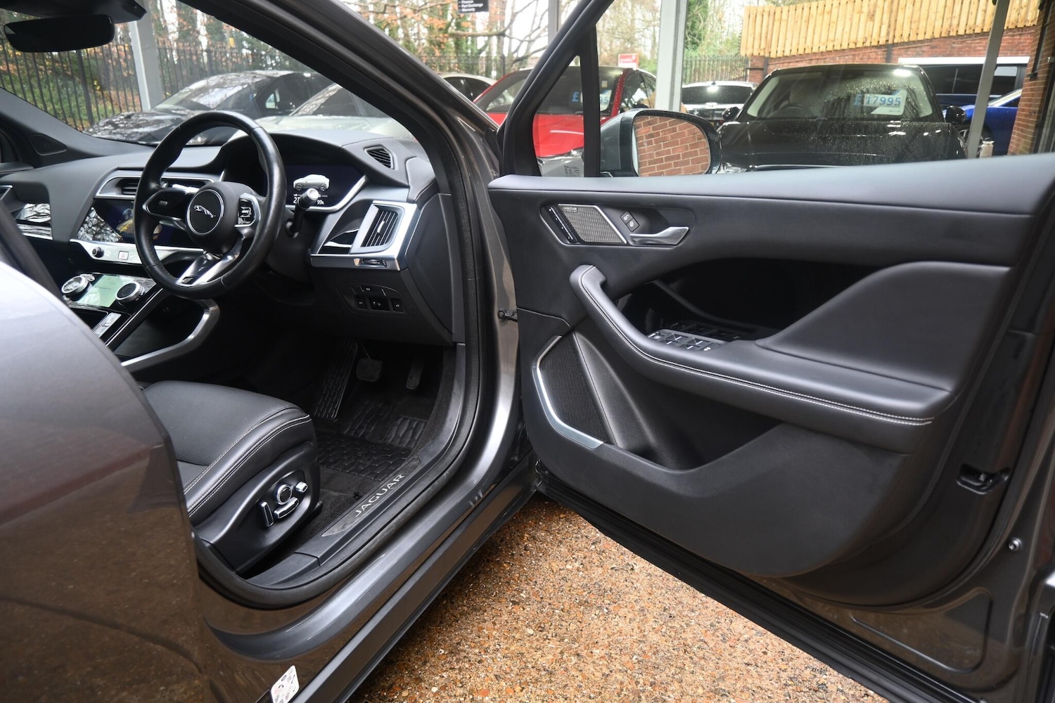 Used Jaguar I-Pace 2020 for sale - 76824163: Photo 28