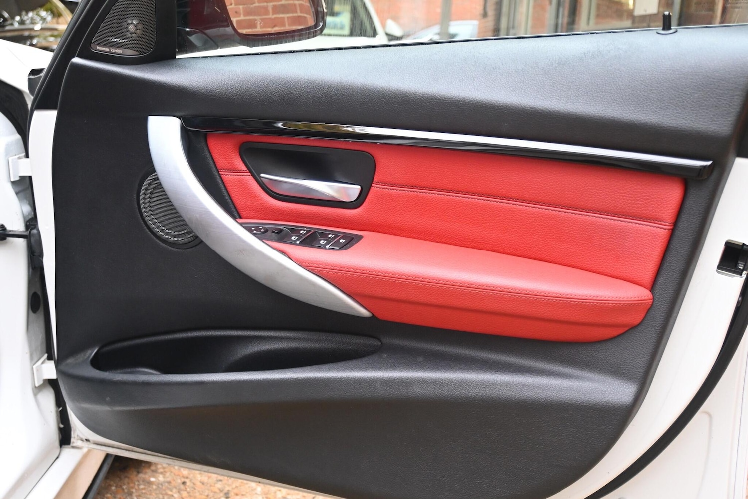 Used BMW 3 Series 2016 for sale - 76337195: Photo 20