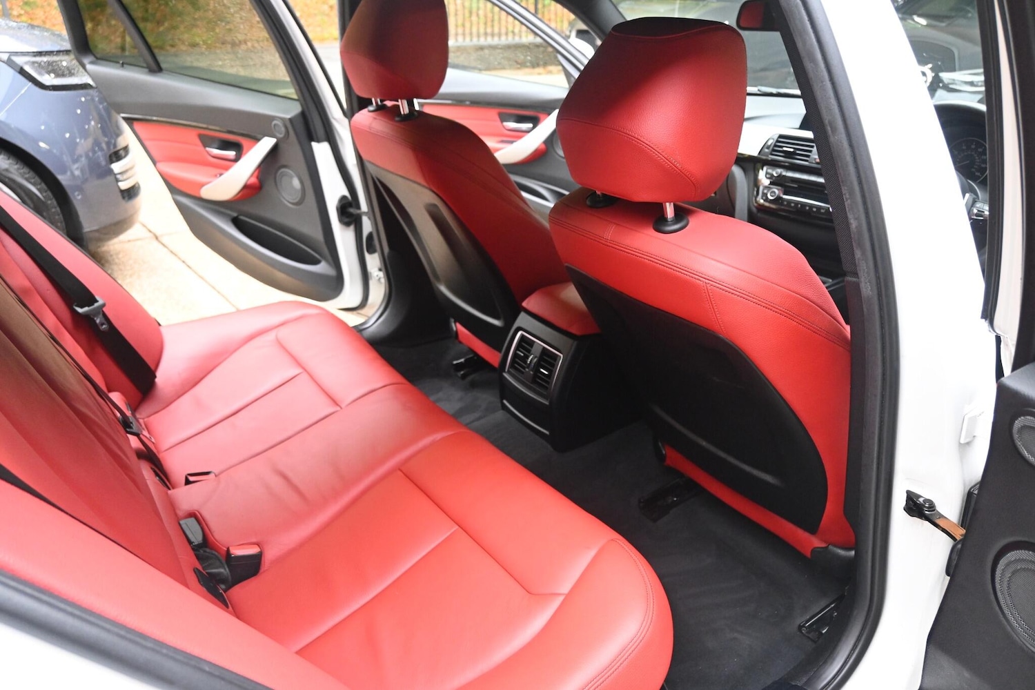 Used BMW 3 Series 2016 for sale - 76337195: Photo 21