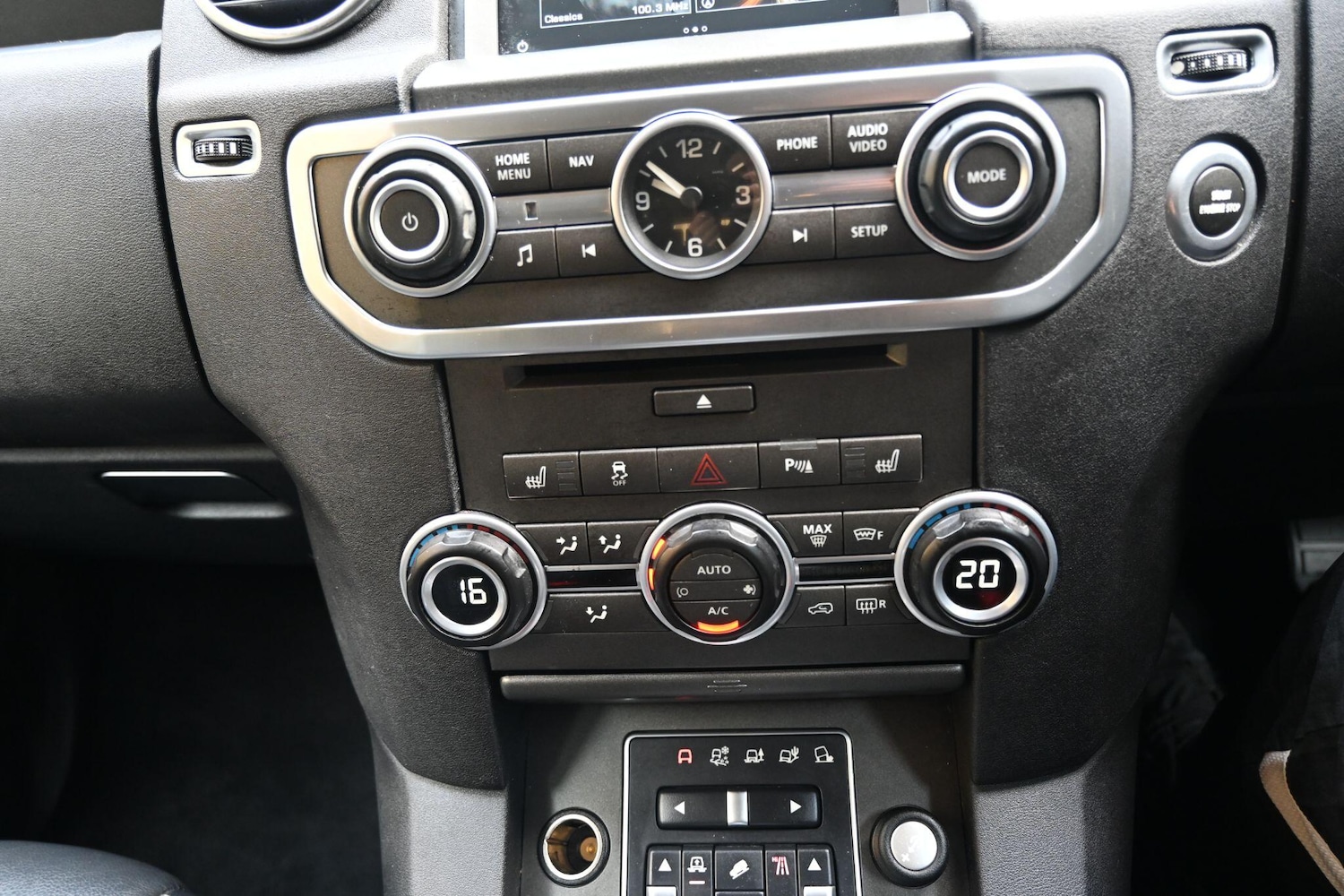 Used Land Rover Discovery 2016 for sale - 76987822: Photo 14