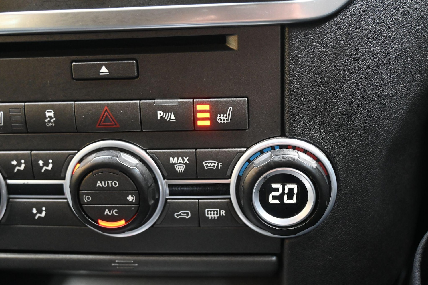 Used Land Rover Discovery 2016 for sale - 76987822: Photo 23