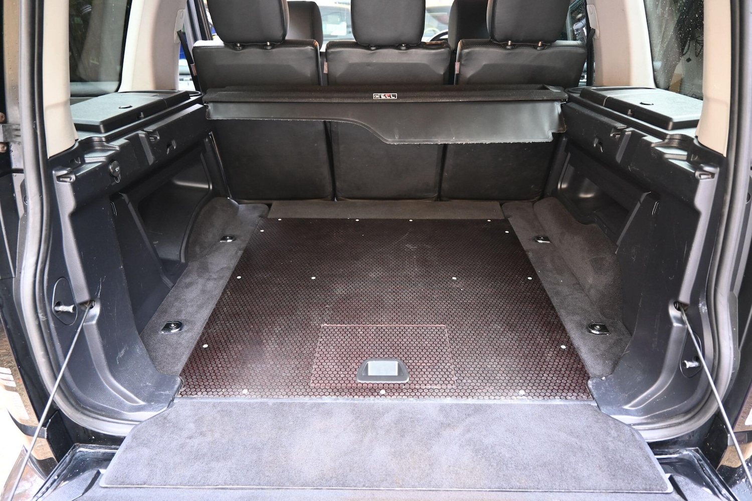 Used Land Rover Discovery 2016 for sale - 76987822: Photo 24