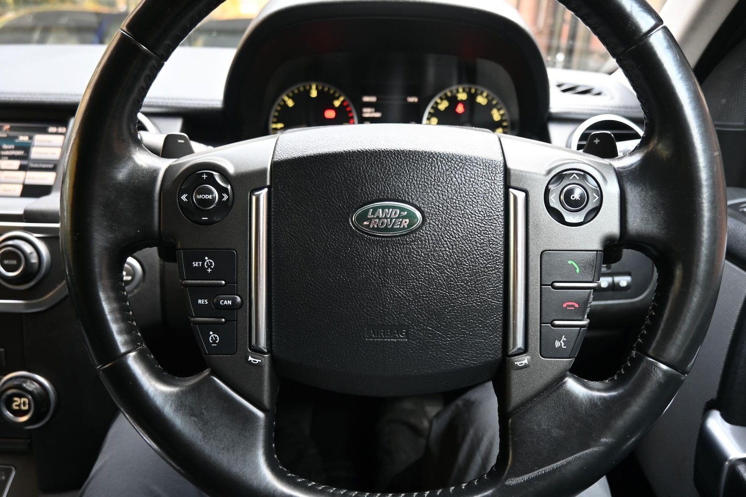 Used Land Rover Discovery 2016 for sale - 76987822: Photo 26