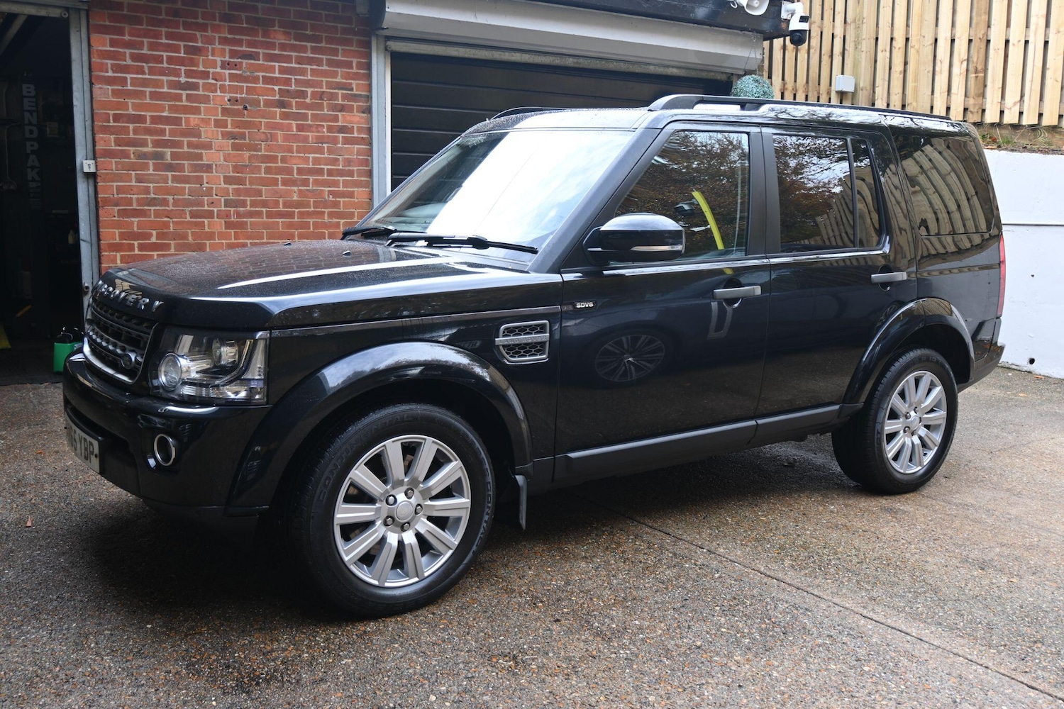 Used Land Rover Discovery 2016 for sale - 76987822: Photo 8