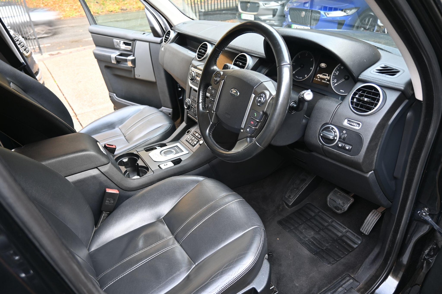 Used Land Rover Discovery 2016 for sale - 76987822: Photo 9