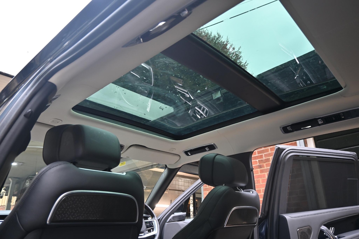 Used Land Rover Range Rover 2024 for sale - 76072140: Photo 23