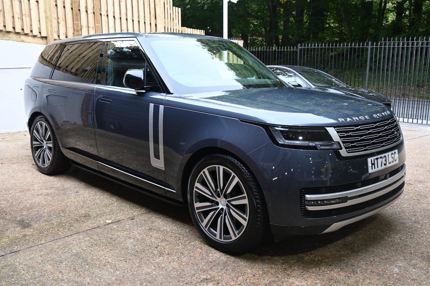Used Land Rover Range Rover 2024 for sale - 76072140: Photo 4