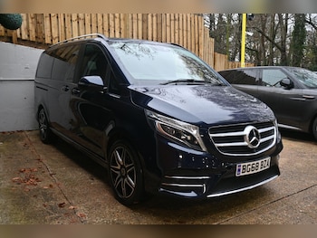 Used Mercedes-Benz V-Class 2018 for sale - 76926204: Photo